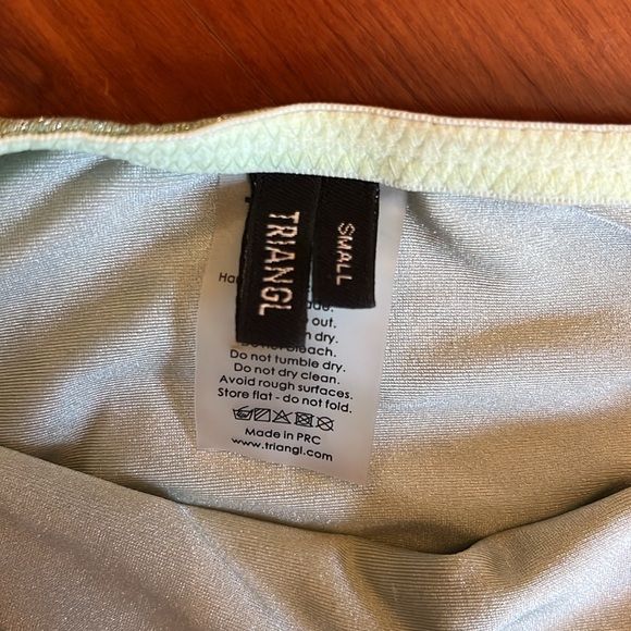 Super cute green sparkly triangl bathing suit - Picture 7 of 7